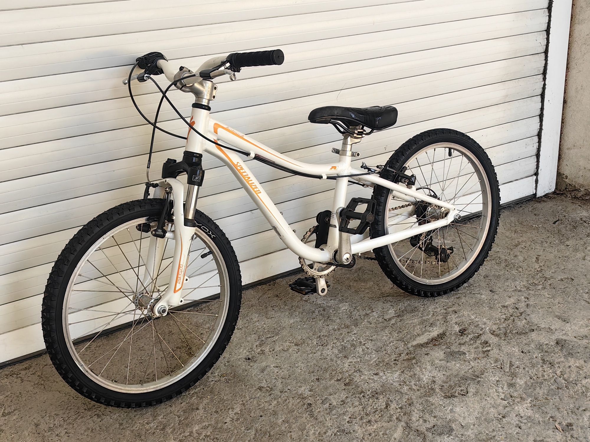 Алуминиев детски велосипед 20 цола Specialized