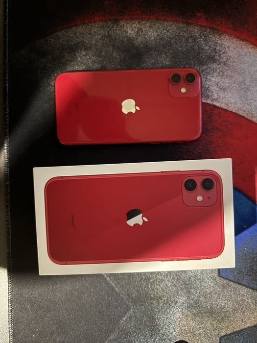 Iphone 11 64gb RED перфектен!