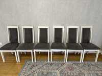 Продам стулья в отличном состоянии. 12 шт (6 серых, 6 голубых)