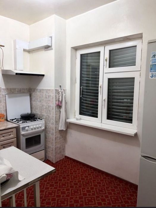 Яккасарай 1/4/5 продаётся квартира  в отличном состоянии  40кв