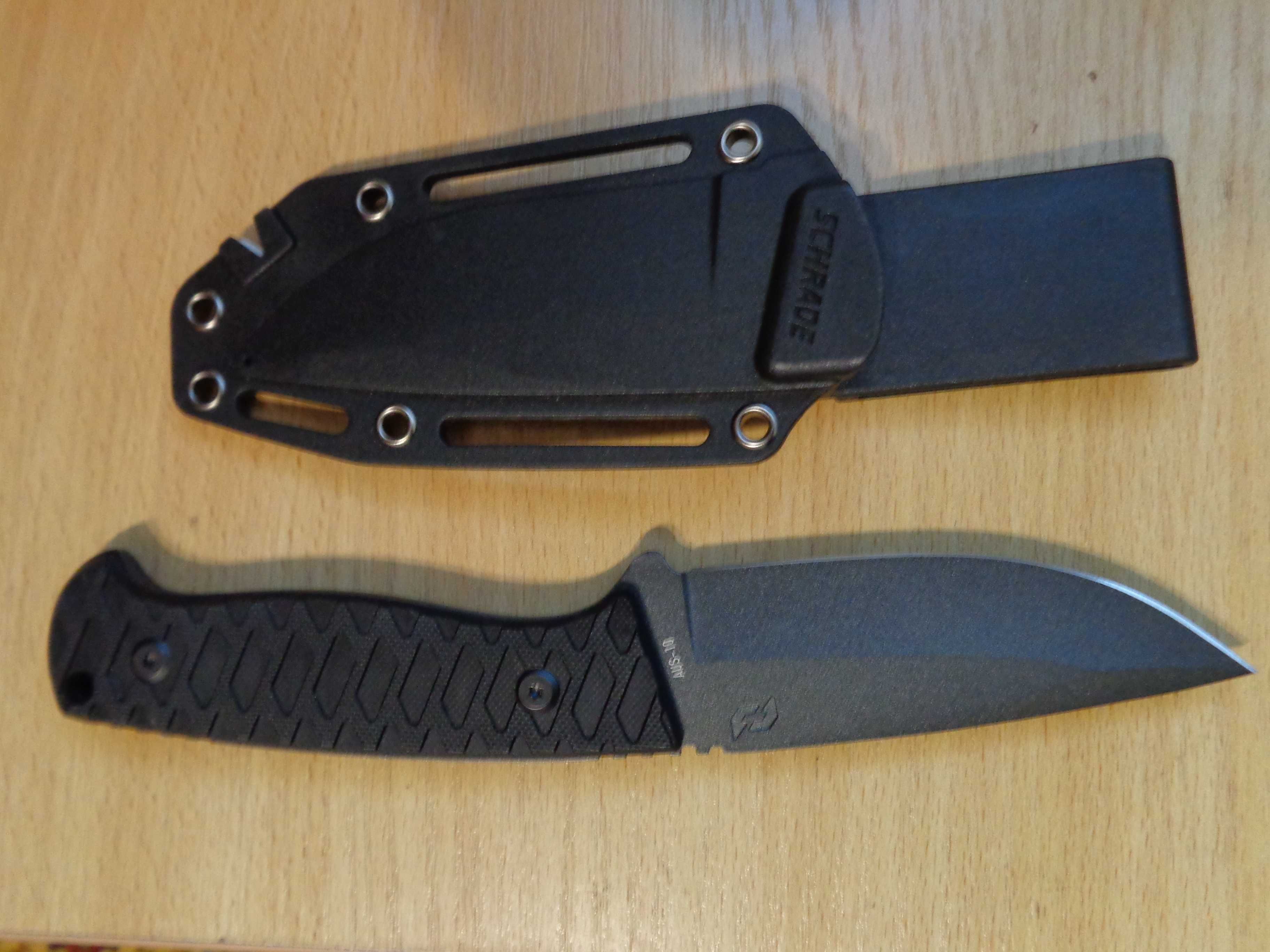 Нож Schrade Wolverine.