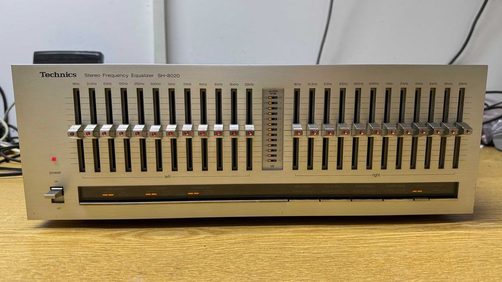 Egalizator Technics SH-8020