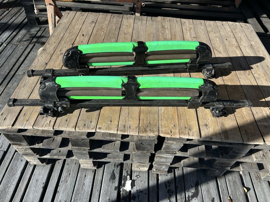 Рейлинги, поперечины на крышу с креплениями для лыж, сноубордов