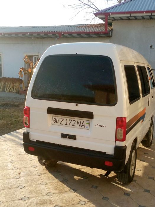 Damas oq rang DAEWOO