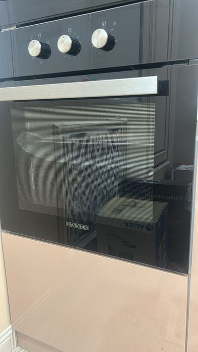 Духовка продается новая