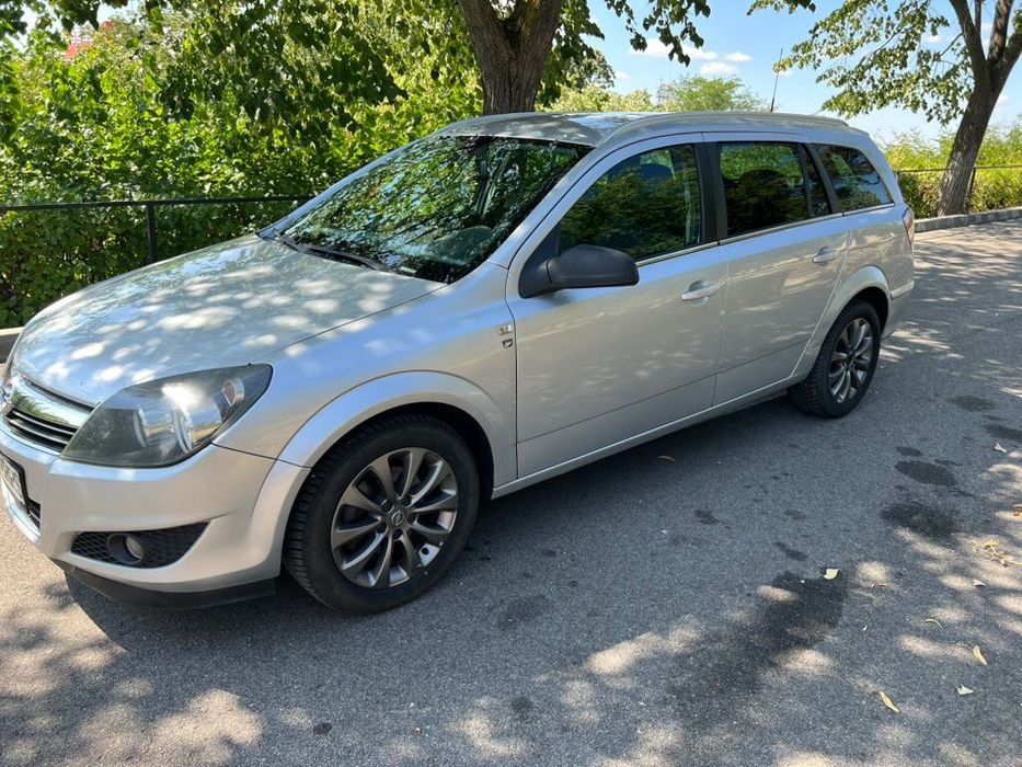 Opel Astra H 2010, motor 1.7 Diesel