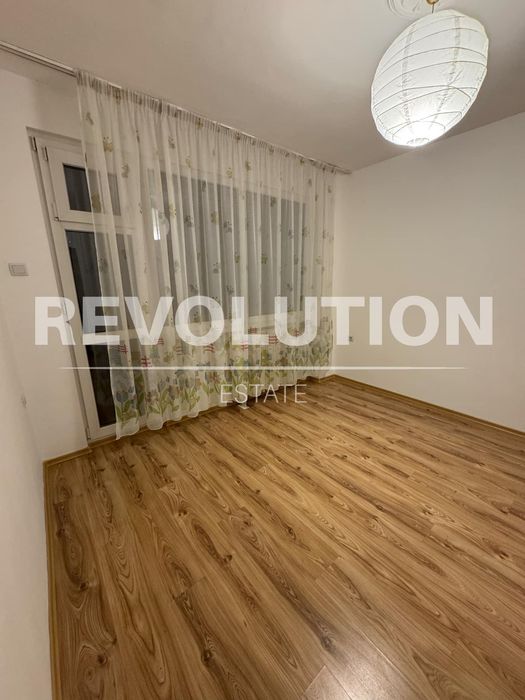 Дава се под наем Тристаен апартамент в Пловдив, Център - 90 кв.м за 350 € - Снимка #5