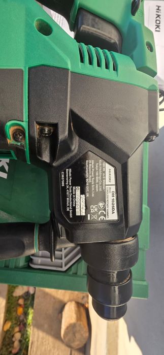 Rotopercutor hikoki dh 1826da an 2024.la set . Cutie,baterie,incarcato