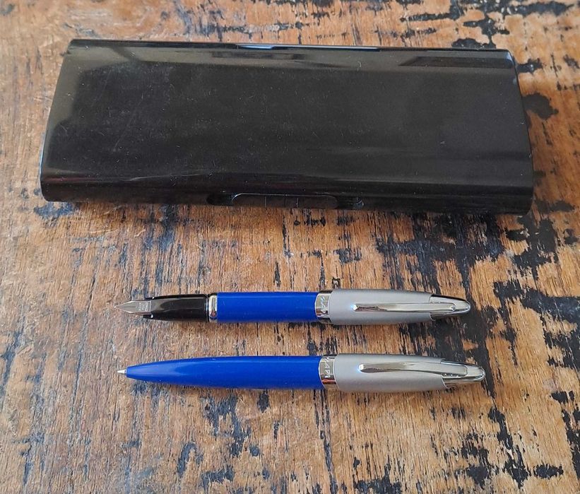 писалка и химикалка Сапи Sapi комплект сребро със синьо Италия в кутия