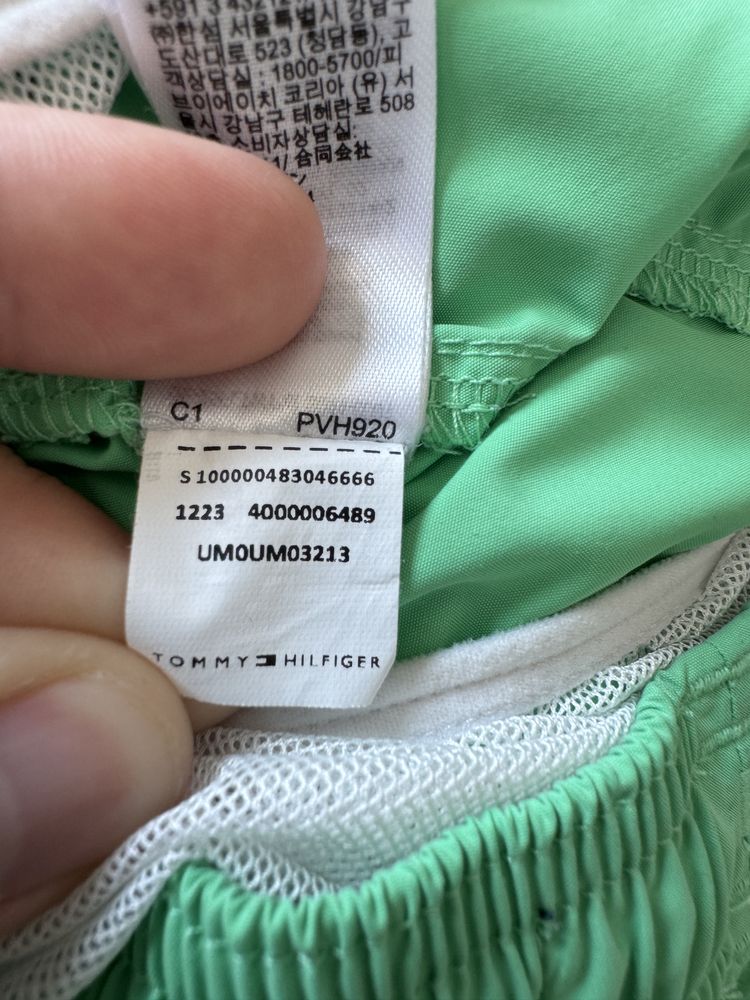 Мъжко! Чисто нови плувни шорти Tommy Hilfiger UM0UM03213