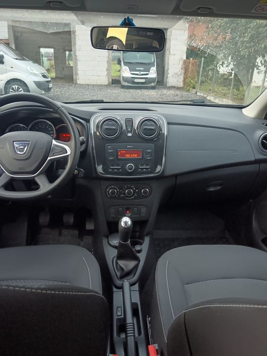 De vanzare Dacia Logan cu motor 0'9 cumparat de LA reprezentana 2019
