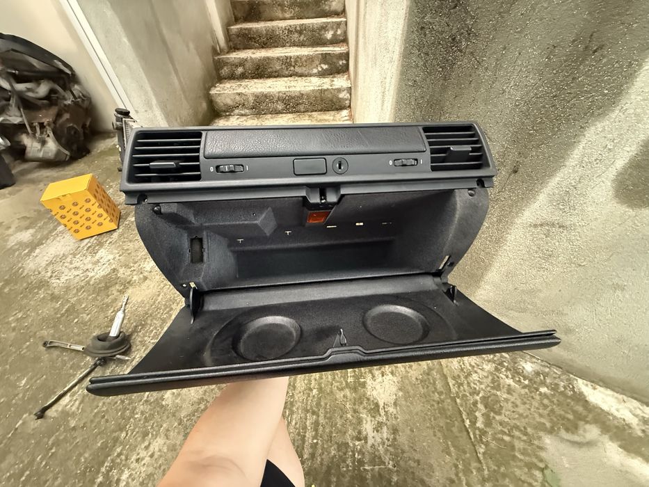 Продава се жабка за BMW e36 facelift