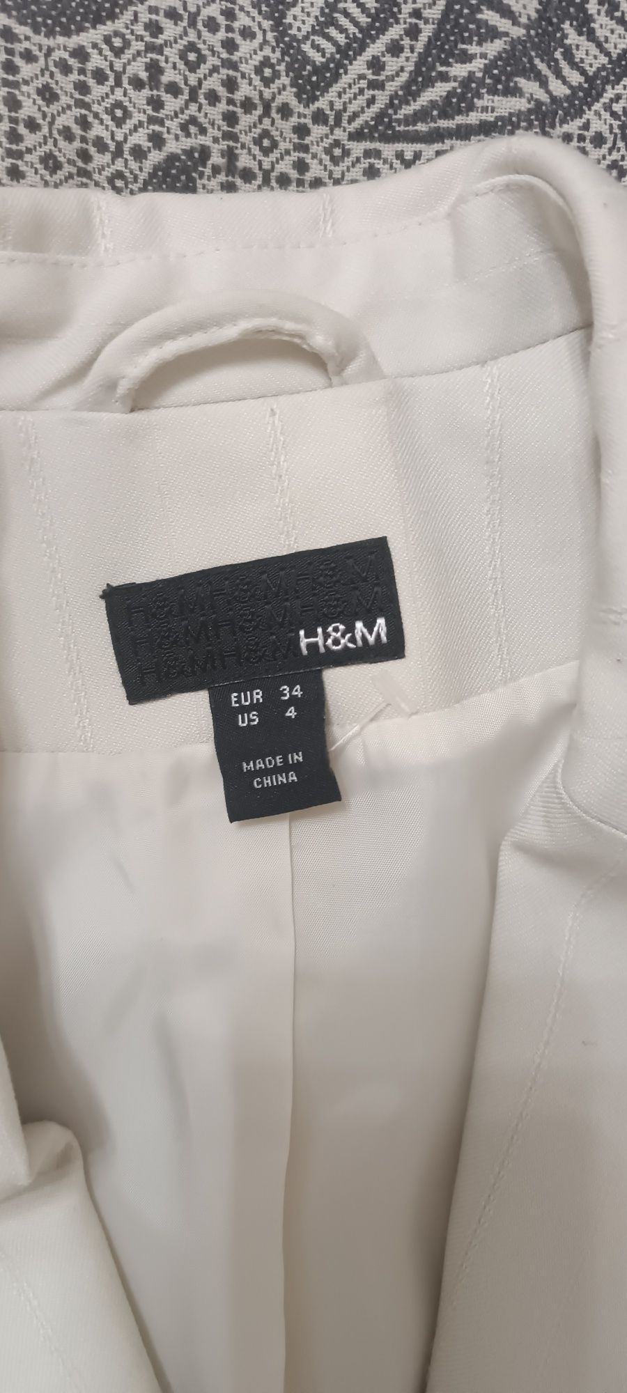 Продается пиджак HM C-M