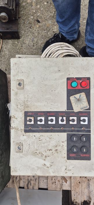 Vand diverse tablouri electrice