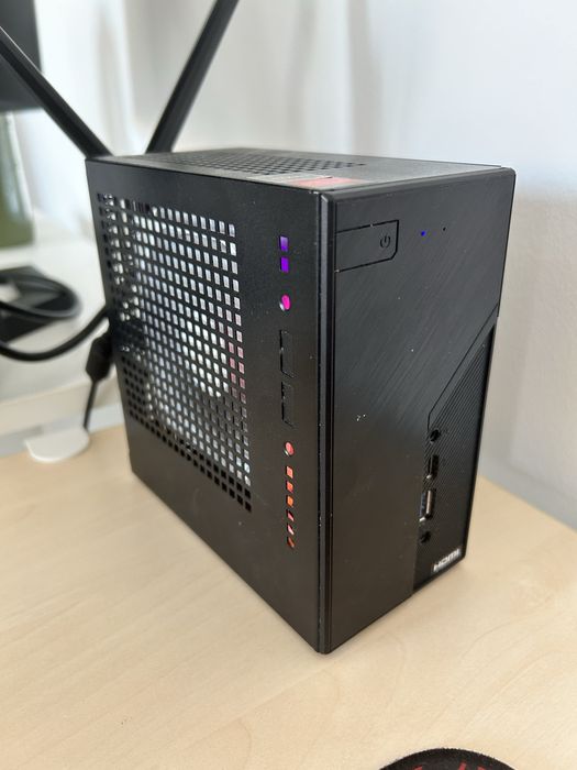 Mini-PC Asrock Deskmini X300 – Ryzen 7 5700G, 64GB RAM, SSD, Wi-Fi 6