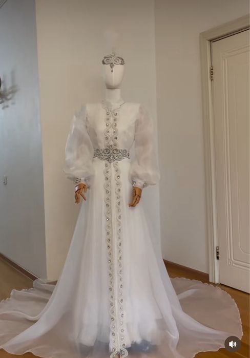 Ұзату көйлегі, разные модели и расцветки в есл