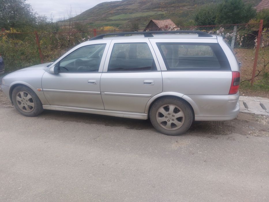 Opel Vectra pentru dezmembrat