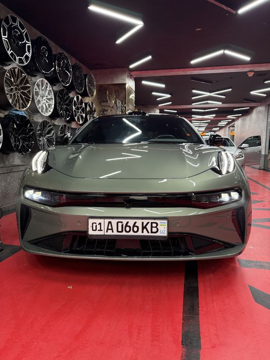 Zeekr 001 в наличии