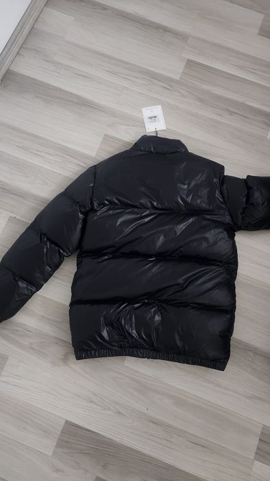 Vand Geaca lucioasă