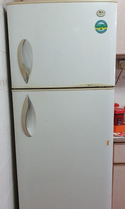 Продам холодильник LG