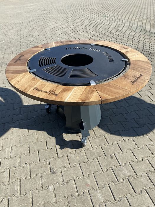 Grătar hexagonal cu plita rotundă oțel + fonta gratarean.com