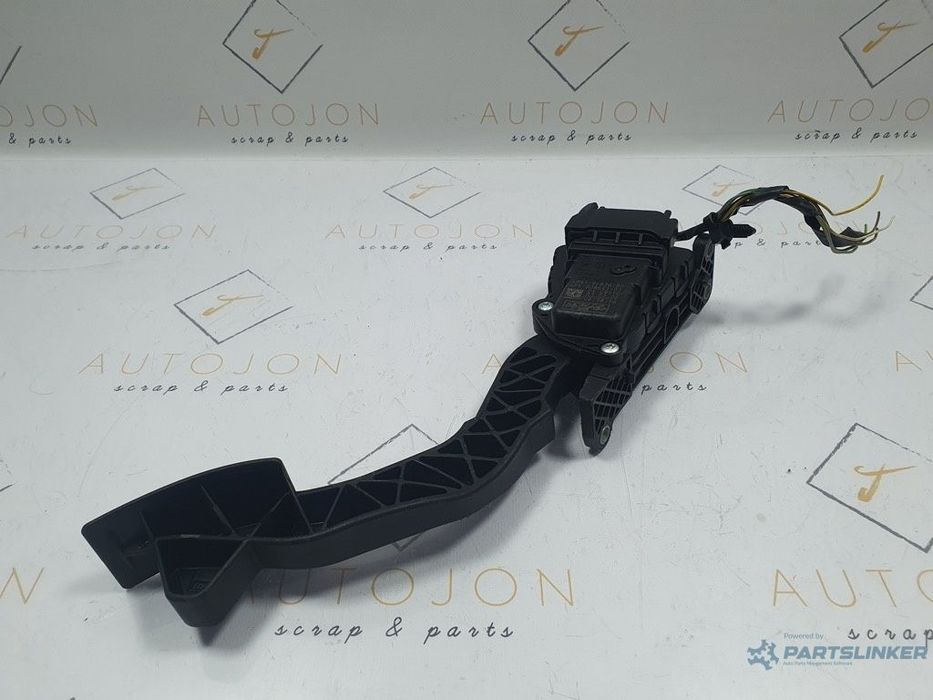 Pedala de acceleratie FORD FOCUS II DA_, HCP, DP 2004 - 2013, Hatchback, FORD FOCUS Hatchback  DAW, DBW 1998 - 2007 1.6 16V FYDA, FYDB, FYDC, FYDD, FYDH 4M519F836BH