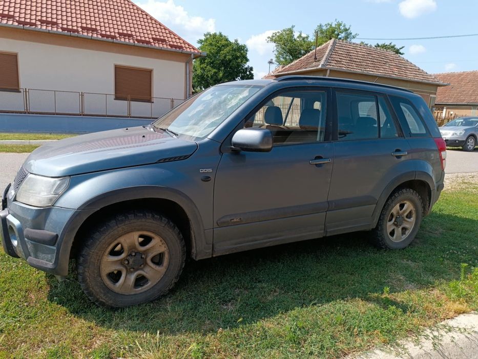 Suzuki grand vitara 2