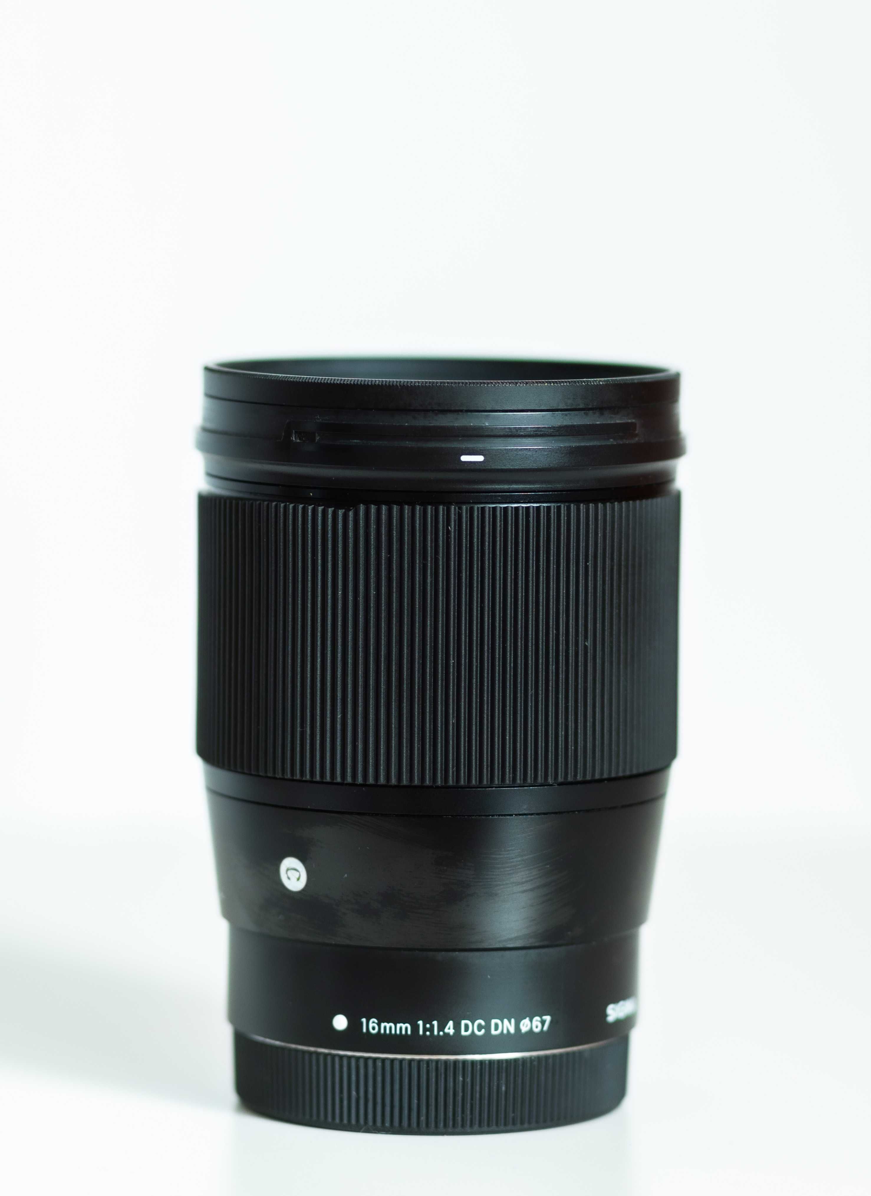 Obiectiv UltraWide SIGMA 16mm f1.4 DC DN Contemporary - Canon Eos M