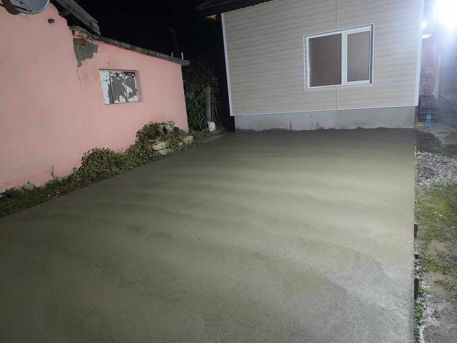 Бетонирай старите пътеки и вдъхни нов живот на своя двор