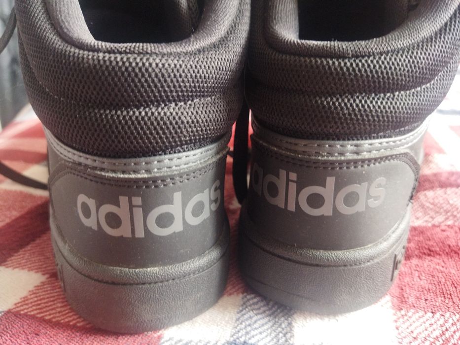 Високи маратонки Адидас