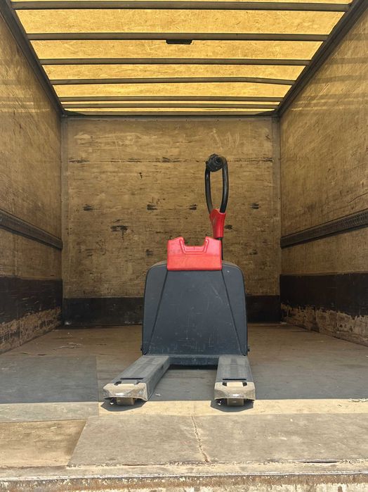 електрическа  палетна  количка