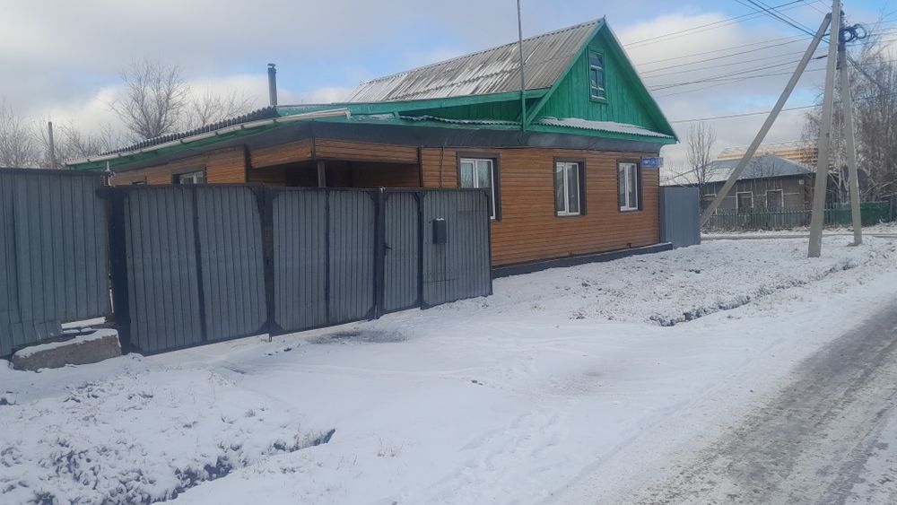 Продам дом 100 кв.м. по адресу улица 8 марта 39.