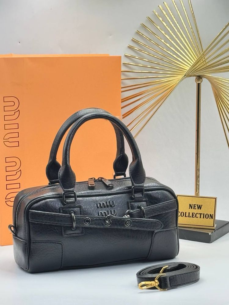 Geanta Miu Miu Noua !!! Dimensiuni 27/14 !!!