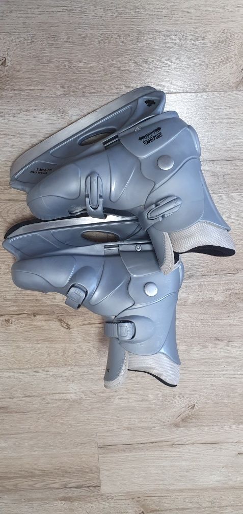 Patine Spartan 37-40 Dimensiune reglabila.

Transport prin olx fan cou