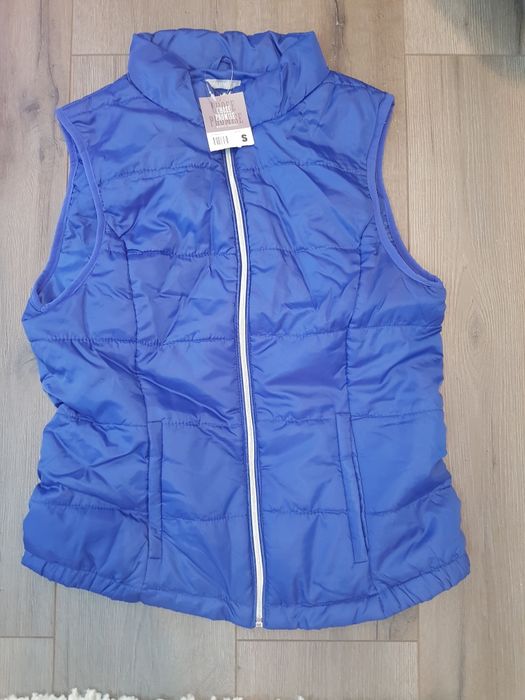 Veste din fis noi