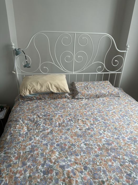 Продам мебель кровать и шкаф