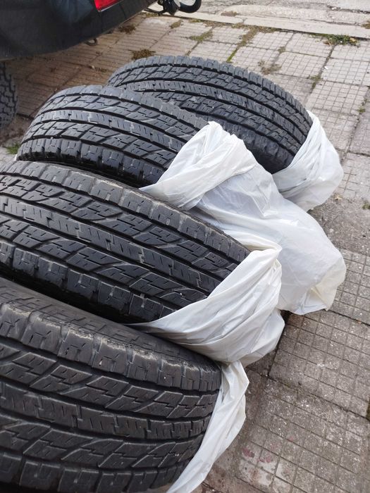 Гуми за джип 17 A/T Yokohama 245 75 17