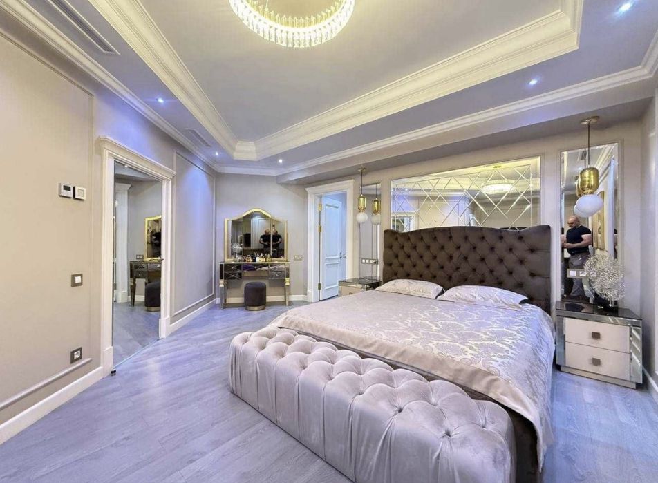 Шота Руставелли, Текстильный ДУПЛЕКС 4/1/9 (164м2) Срочно