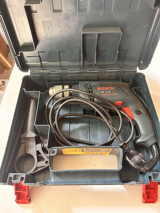 Masina de gaurit cu percutie Bosch GSB 13 RE