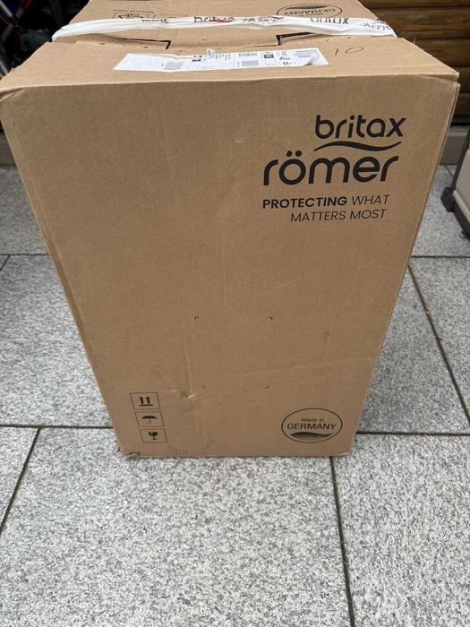 Ново детско столче Britax Römer Hi Liner 15–36 кг с ISOFIX