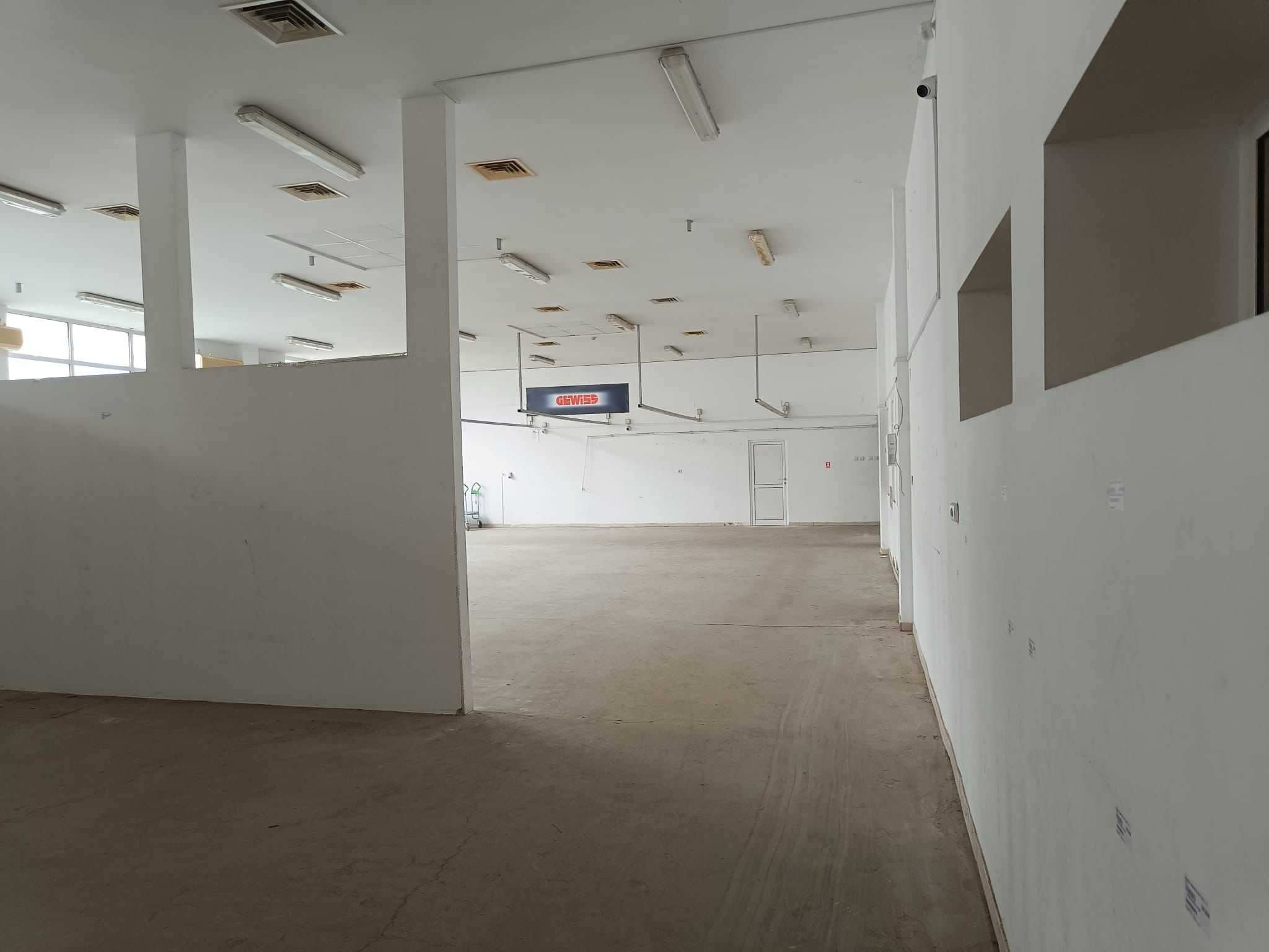 Spatiu de productie sau depozitare. Zona Tudor. Comision 0