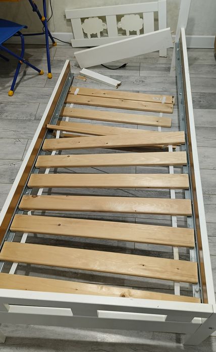 Продам  ламели на кровать икеа