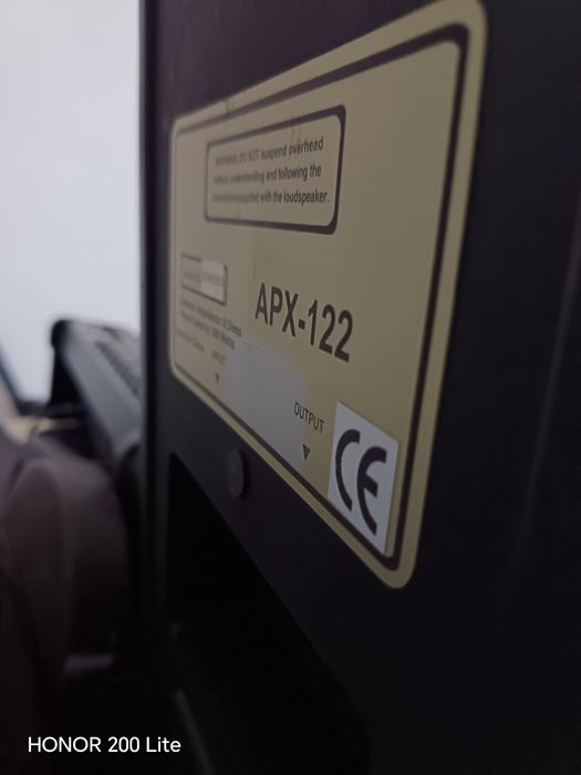 Vând boxe pe 12 american audio 300w rms