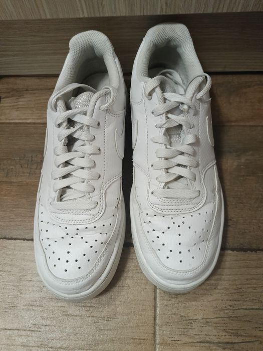 Оригинални маратонки Nike 45 лв