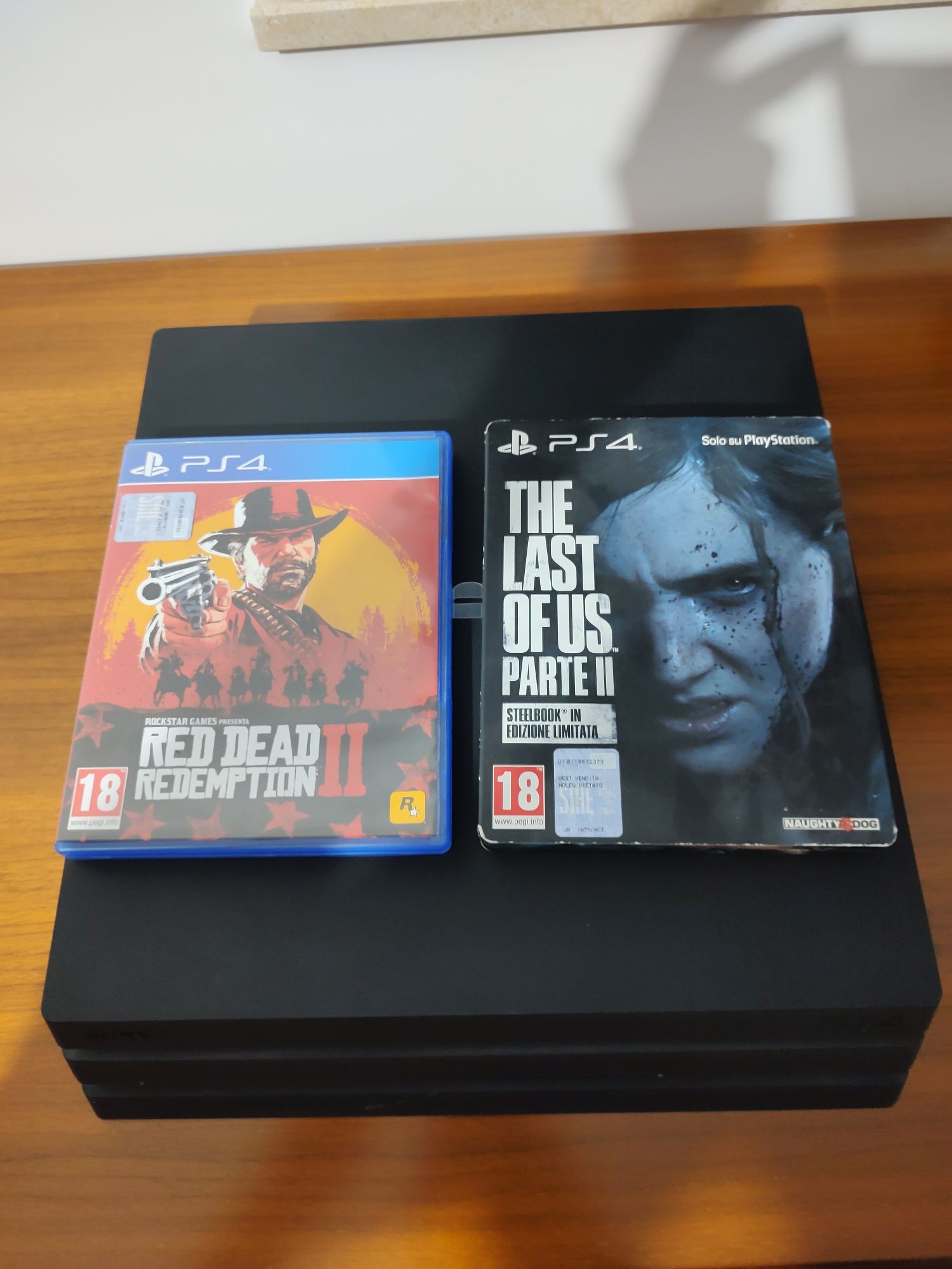 Play station 4 Pro 1 TB
