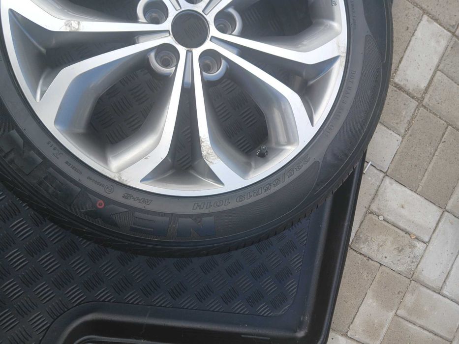 Vand 1 bucată anvelopă  235/55/r19  101H  M+S   NEXEN   dot 2017