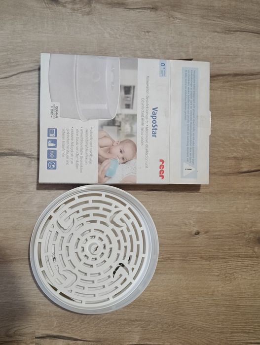 Biberoane si sterilizator