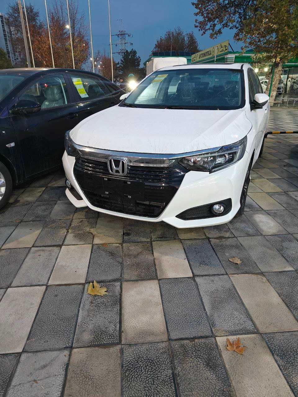 honda crider bolib tolashga beriladi