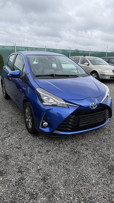 Toyota Yaris ,2017 ,Hibrid