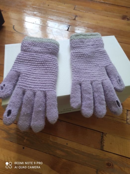 Аёллар ва қизлар қўлқопи